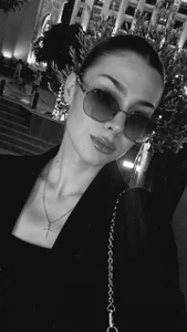 AylaLust Public Foto