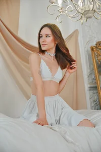 Clary_Florence Public  4. fénykép