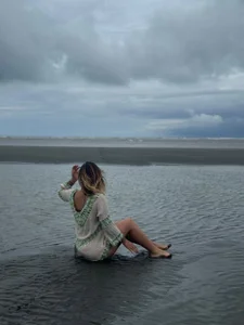 Dailyn_Rose Colombian Pacific Pic 2