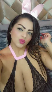 JenSexy_ This bunny is waiting for your carrot Bilde 3