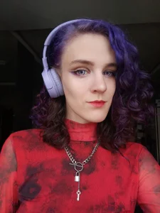 AuraLaunniのPublicの 3枚の写真