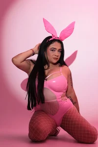 sweegirl69 🎀 The Most Dangerous Bunny Poză 4