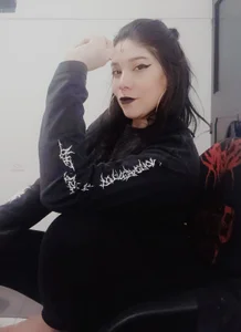 sharonnleon candy Pic 2