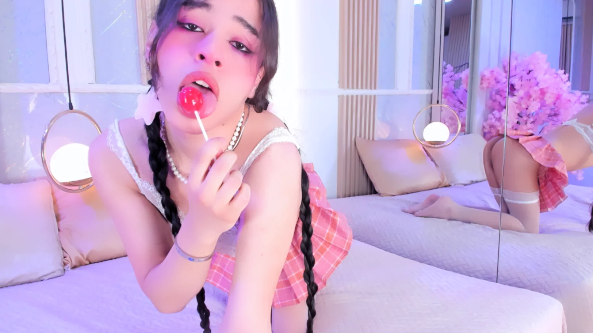 Violetbellarose1Public Bild