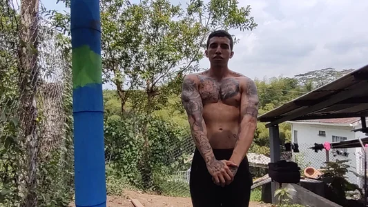 Adam_Hudsond a sunny day training Pic 3