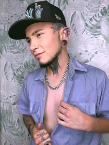 tyler_jones_のPublicの枚の写真