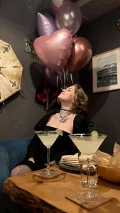 AidaPerryPublic图片 7