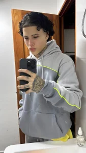 Ale_cuzz Public 圖片