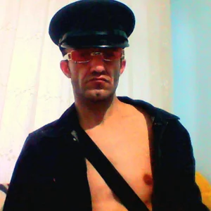 Aktorihann Özgür Ruh টি ছবি