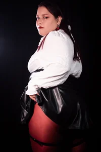 AleSweet_1 Public Pic 2