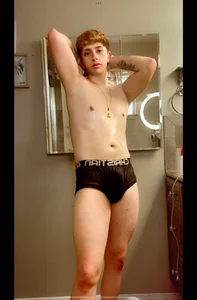 twentywithafelonyy socials Pic