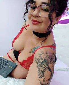 Reginavegaa Public Pic 2