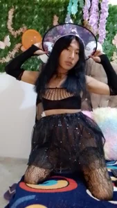 jatzibe_hot_93のA sexy witchの枚の写真