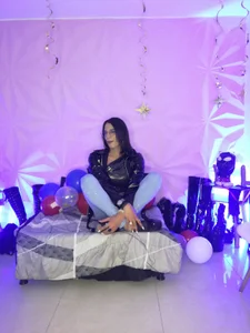 NicolleDiamonds_cg ❤️Today is Friday and happiness is mandatory❤️ Pic 9