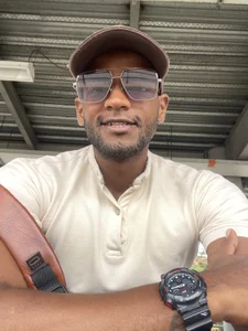 Public de andrewmaro  3 Imagens