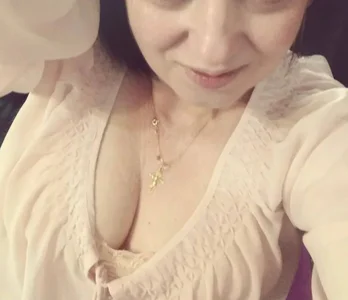 Melissa_Moris Public - {count, plural, one {תמונה אחת} two {שתי תמונות} many {# תמונות} other {# תמונות}}