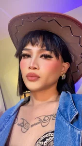 DazzlingroseHorsecock: Public ( 3 фото)