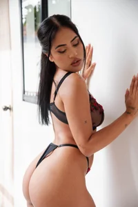 kylie_monnroe Sexy in black🖤 Pic 8