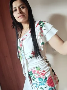 Public de ava_jones69  2 Imagens