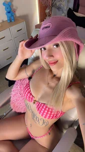 samantha_rogers Your favorite sexy cowgirl Pic 2