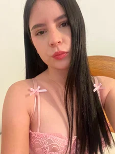 IsoldeVane's XXX Nude Photo 2