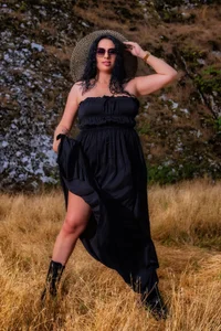 Lauren_Saint Whispers in the Wild Pic 5