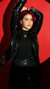 CherryTayloor New look, red hair Foto 5