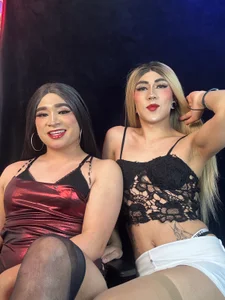 naughty_trans_dolls Public slika 4