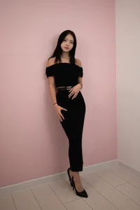 AnneCurtis: Public ( фото)