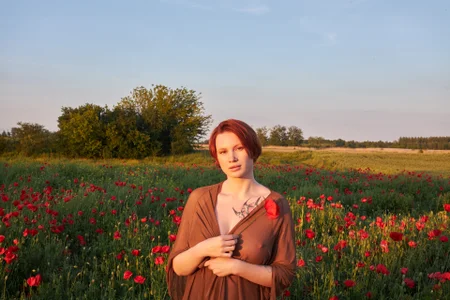 valeriarawIn the poppy field Bild 9