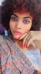 Public de SofyAdamss  4 Imagens