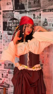 _Celeste_Hill Discover the treasure🎃 Pic 5