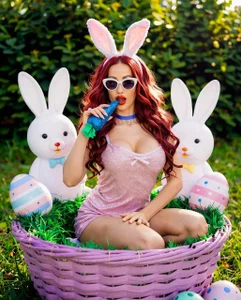 TiffanyBlaize Love eating carrots 🥕 every day😏 Pic 3