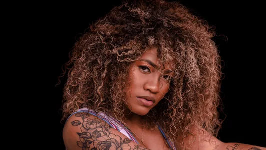 riri_brunnete U play with me? Pic 5