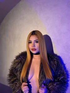 SamanthaKlein_ Be prepared for a real woman Bilde 5