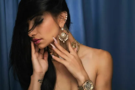 EvelynAisha Public зображення 5