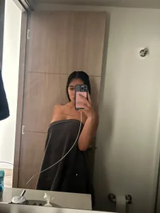 Cutie_Riley Hot shower Hình 6