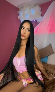 morganlake_: Pajama show ✨ ( 3 фото)