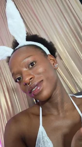 Naughty bunny od Coco_Kiss  3 snímek