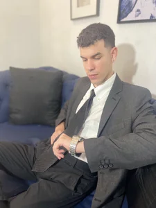 BRAYHAMBROWN: Public ( 5 фото)