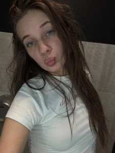 ShaeHeeter 🐈‍⬛🐈‍⬛ Pic 5