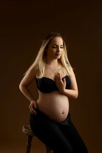 nissanyxy Pregnant slika 3