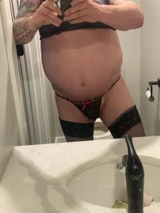 Pantypig187 Public Immagine  2