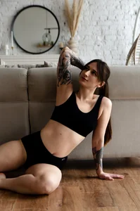 Ammy-Blum Public Pic 4