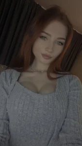 KathrinTith Public صورة واحدة|KathrinTith Public صورتان|KathrinTith Public  5 صور|KathrinTith Public  5 صورة