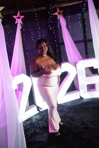 KARATIBBY_COX Happy new year! 🥂💖 صورة واحدة|KARATIBBY_COX Happy new year! 🥂💖 صورتان|KARATIBBY_COX Happy new year! 🥂💖  3 صور|KARATIBBY_COX Happy new year! 🥂💖  3 صورة