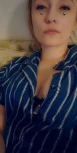 TinyMILF666 Lace and dad shirts Pic 8
