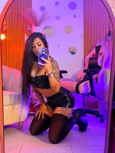 VVVanessa_pvbhのPublicの枚の写真