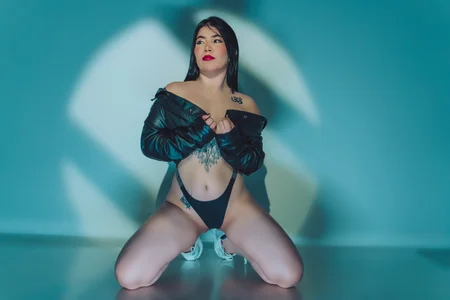 AilynRedの💙💙💦の 2枚の写真