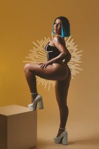 MelaniieRoux TOP Foto 2